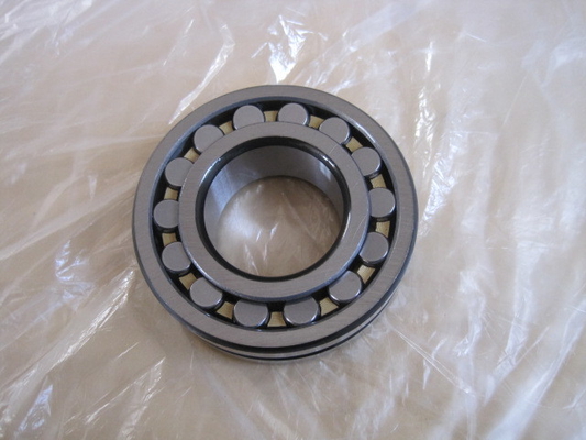 SKF 22207CA / W33 Bantalan Rol Bola Dengan Kandang Baja / Kuningan Untuk Produksi Mesin